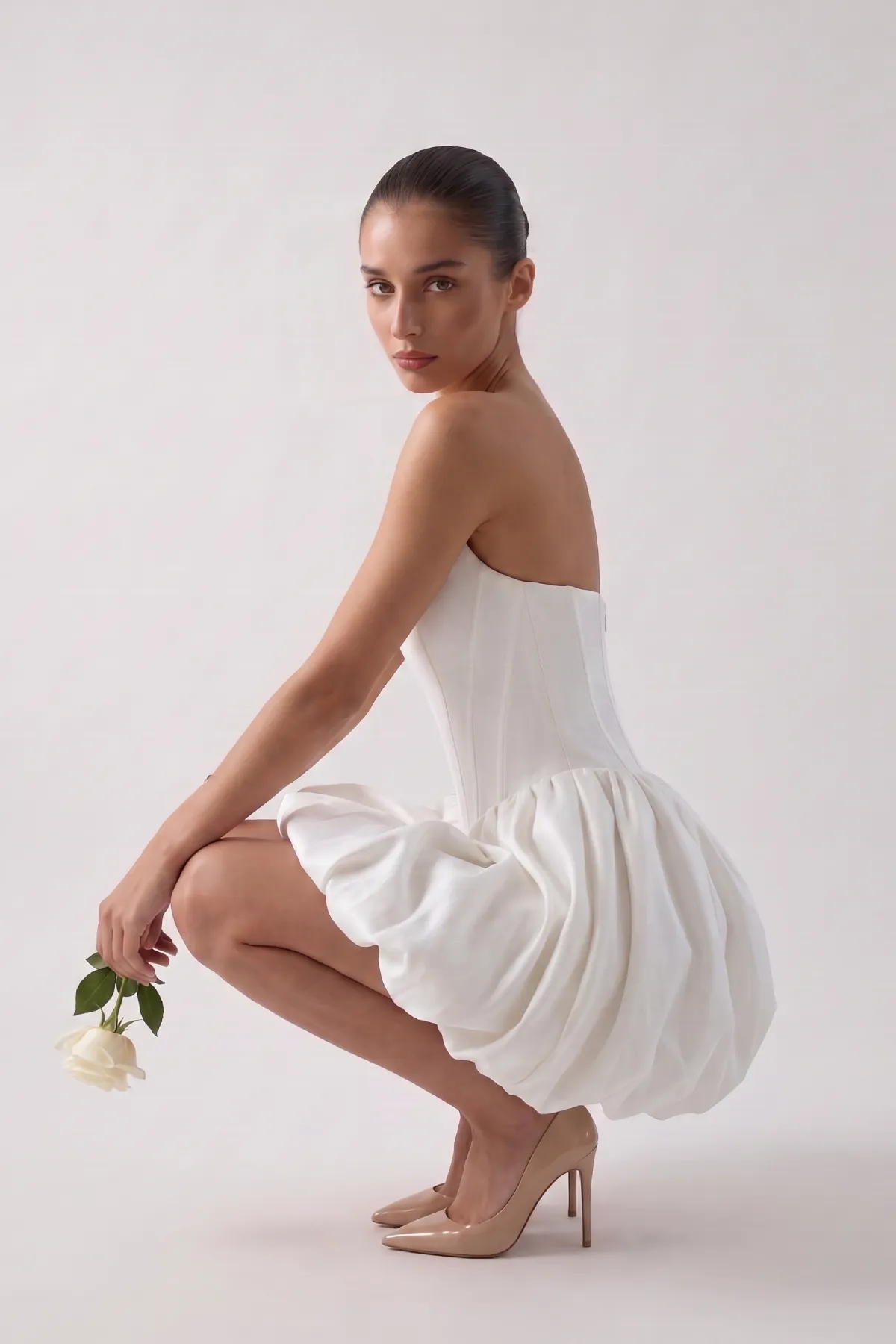 abito sposa corto modello a palloncino